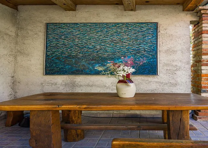 Serene By The Sea Apartment Banjol